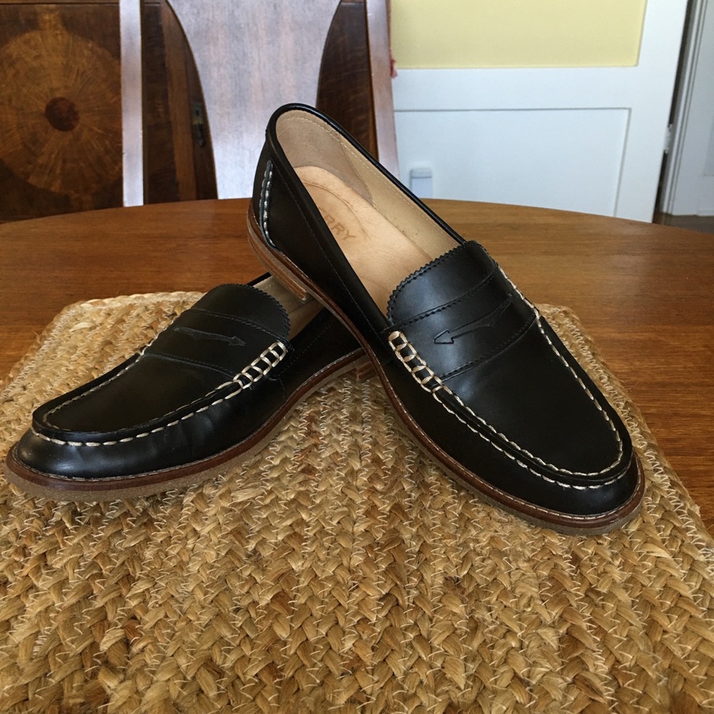 Sperry Seaport Classic Women’s Black Leather Penny Loafers, Size 7.5